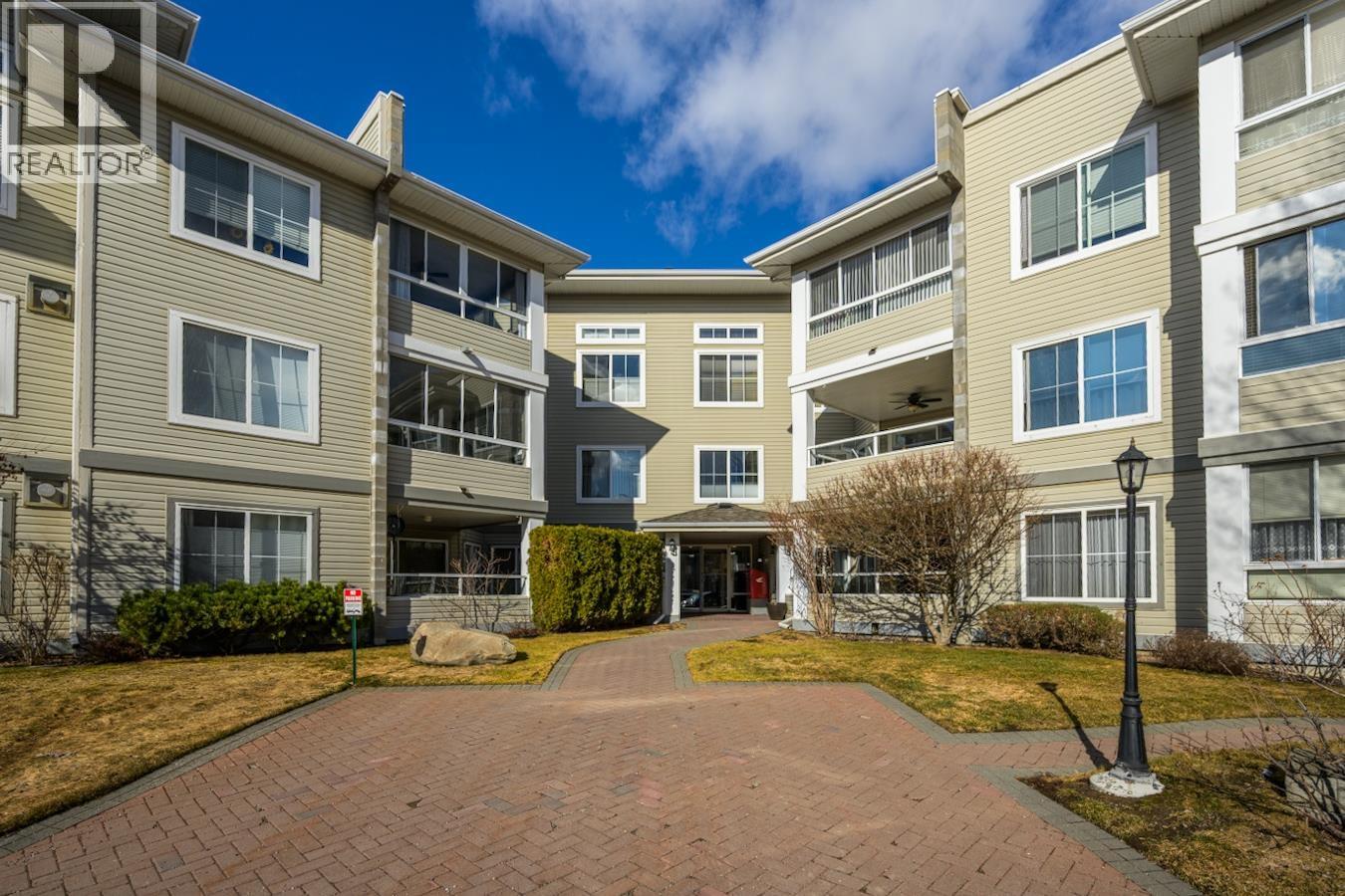 109 2055 Ingledew Street, Prince George, British Columbia  V2L 5S1 - Photo 2 - R3171297
