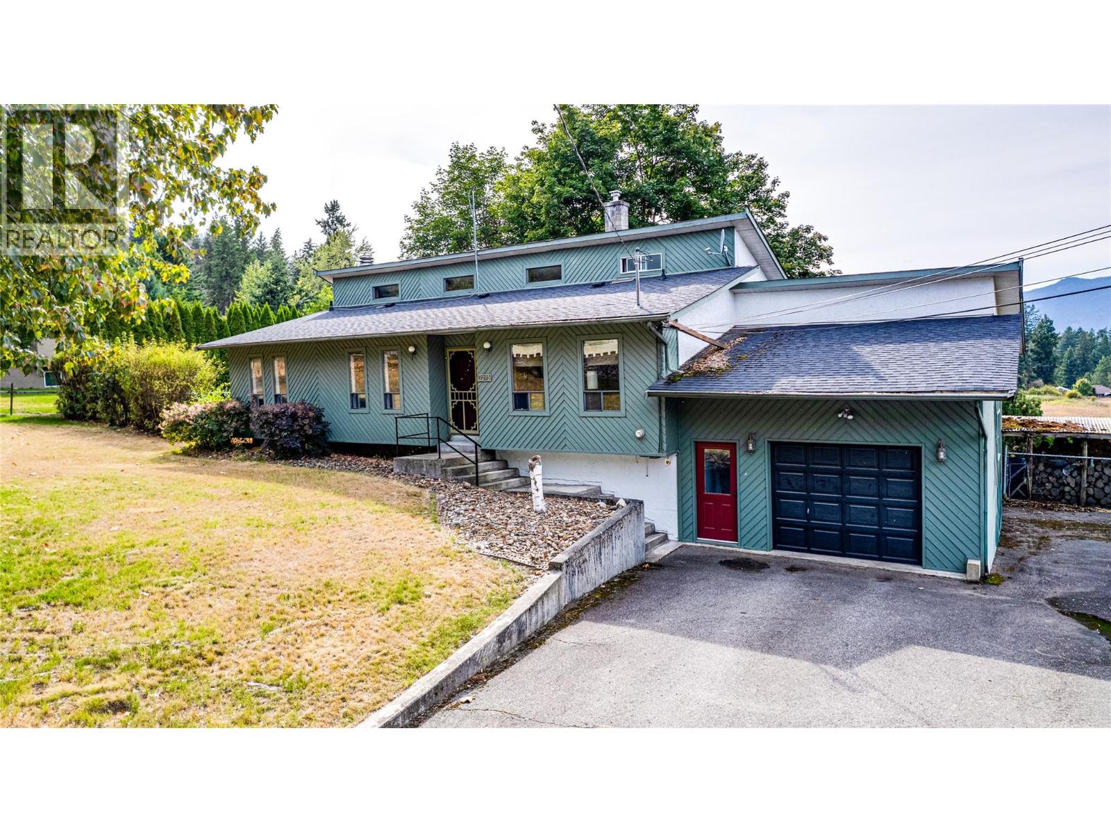 3275 Upper Mcleod Road, Spallumcheen, British Columbia  V4Y 0S6 - Photo 2 - 10399734
