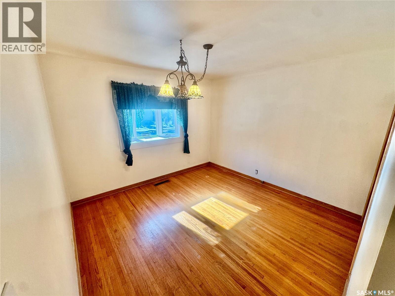 3726 Normandy Avenue, Regina, Saskatchewan  S4S 0X9 - Photo 11 - SK050099