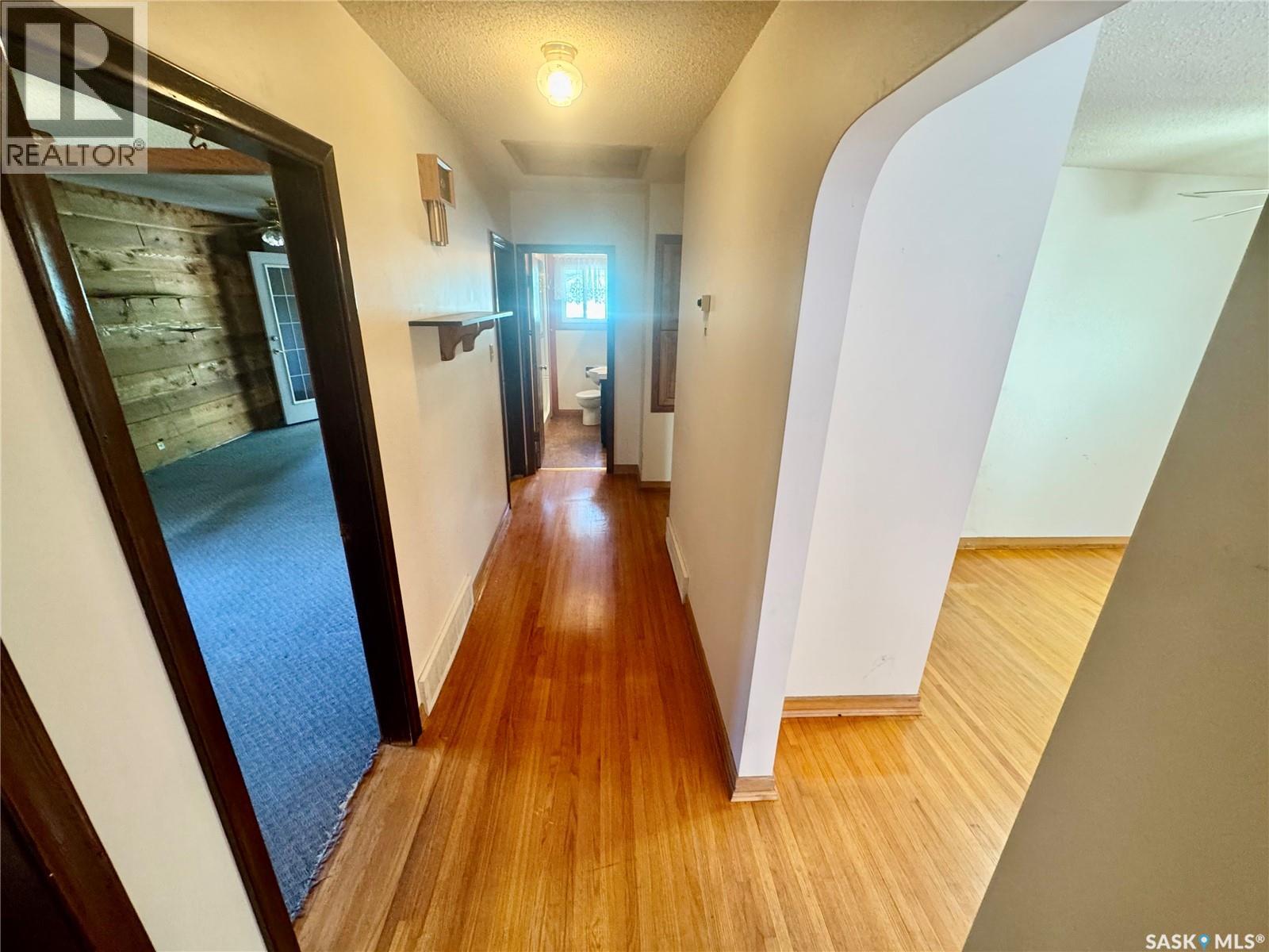 3726 Normandy Avenue, Regina, Saskatchewan  S4S 0X9 - Photo 7 - SK050099