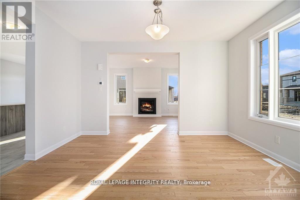 169 Gosling Crescent, Ottawa, Ontario K2W 0K7 - Photo 3 - X13852292