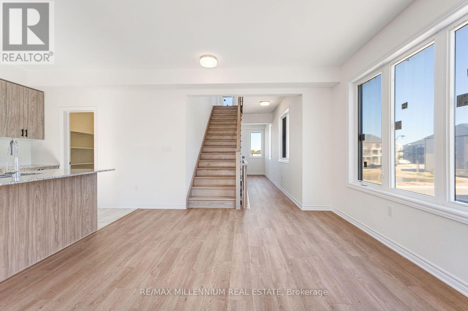 Upper - 34 Thornbird Crescent, Brampton, Ontario  L7A 0B8 - Photo 16 - W13852306