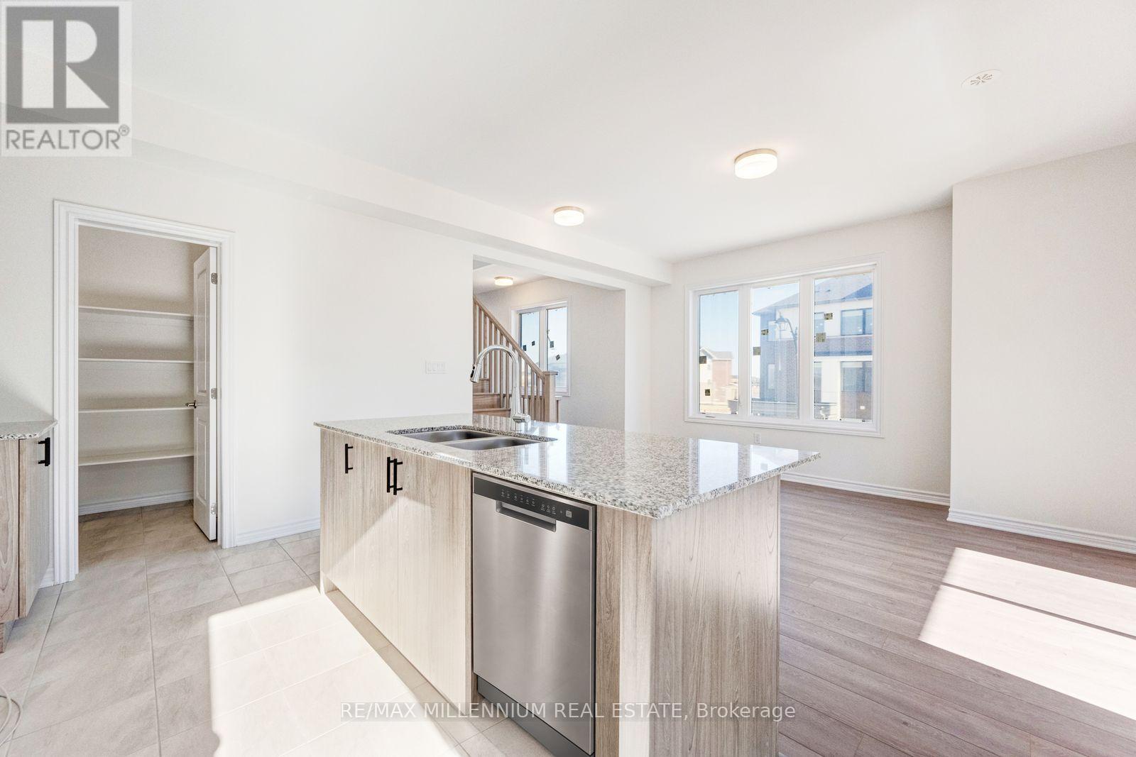 Upper - 34 Thornbird Crescent, Brampton, Ontario  L7A 0B8 - Photo 24 - W13852306