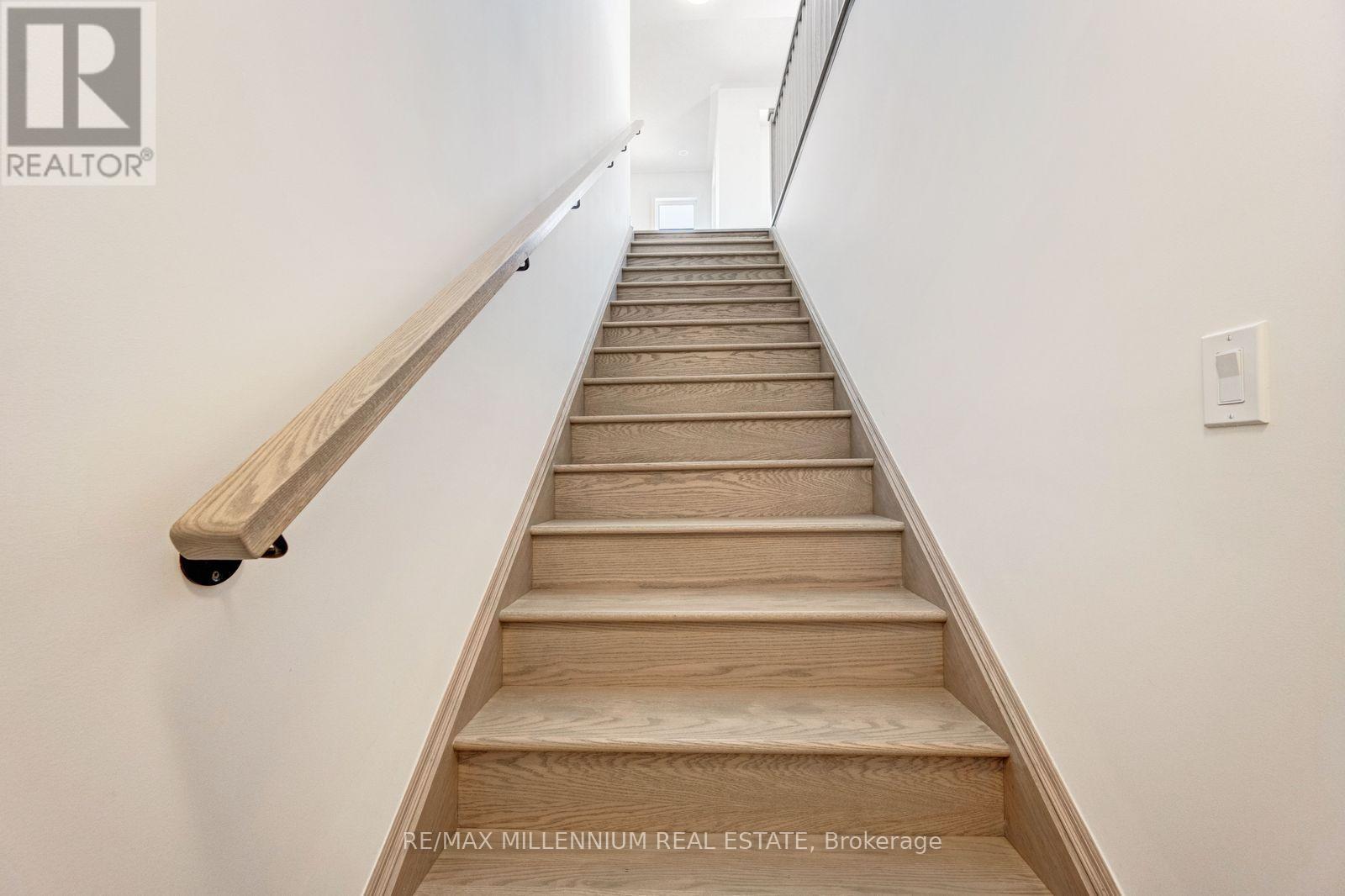 Upper - 34 Thornbird Crescent, Brampton, Ontario  L7A 0B8 - Photo 5 - W13852306