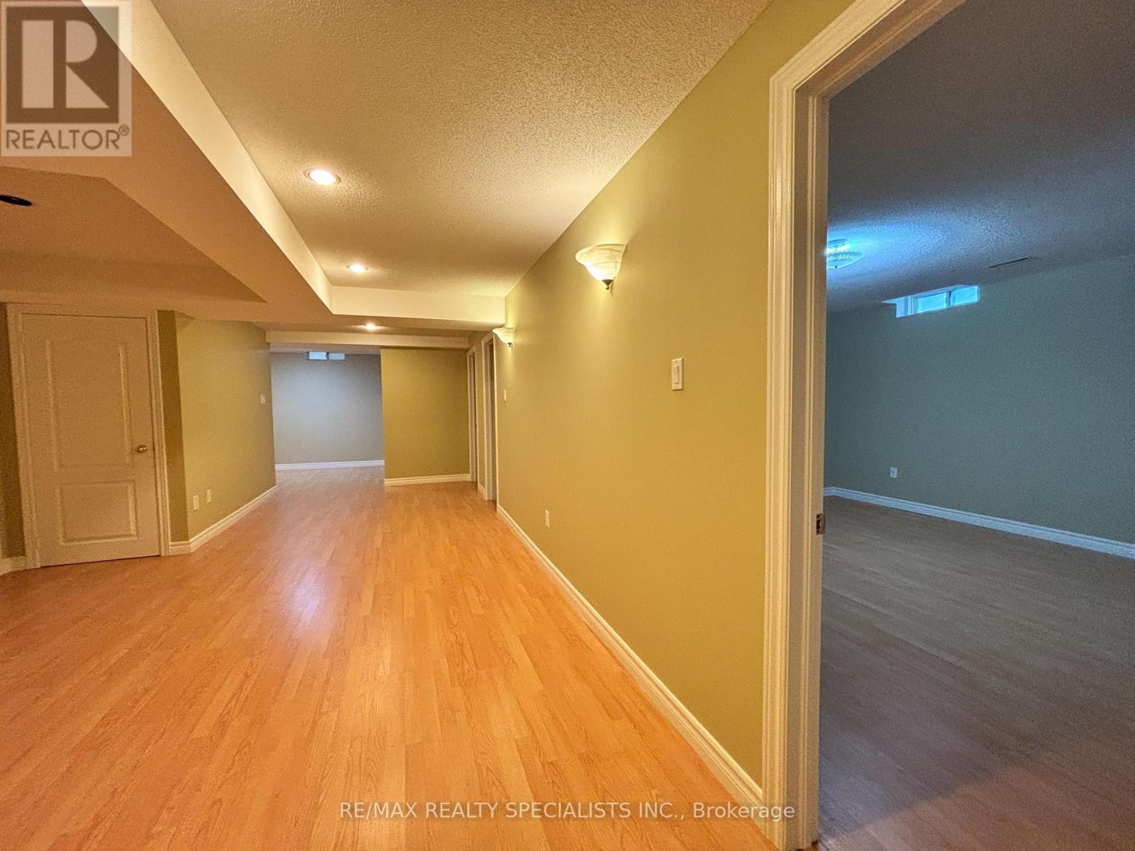 8 Yorkwood Trail, Brampton, Ontario  L6R 3J3 - Photo 20 - W13852314