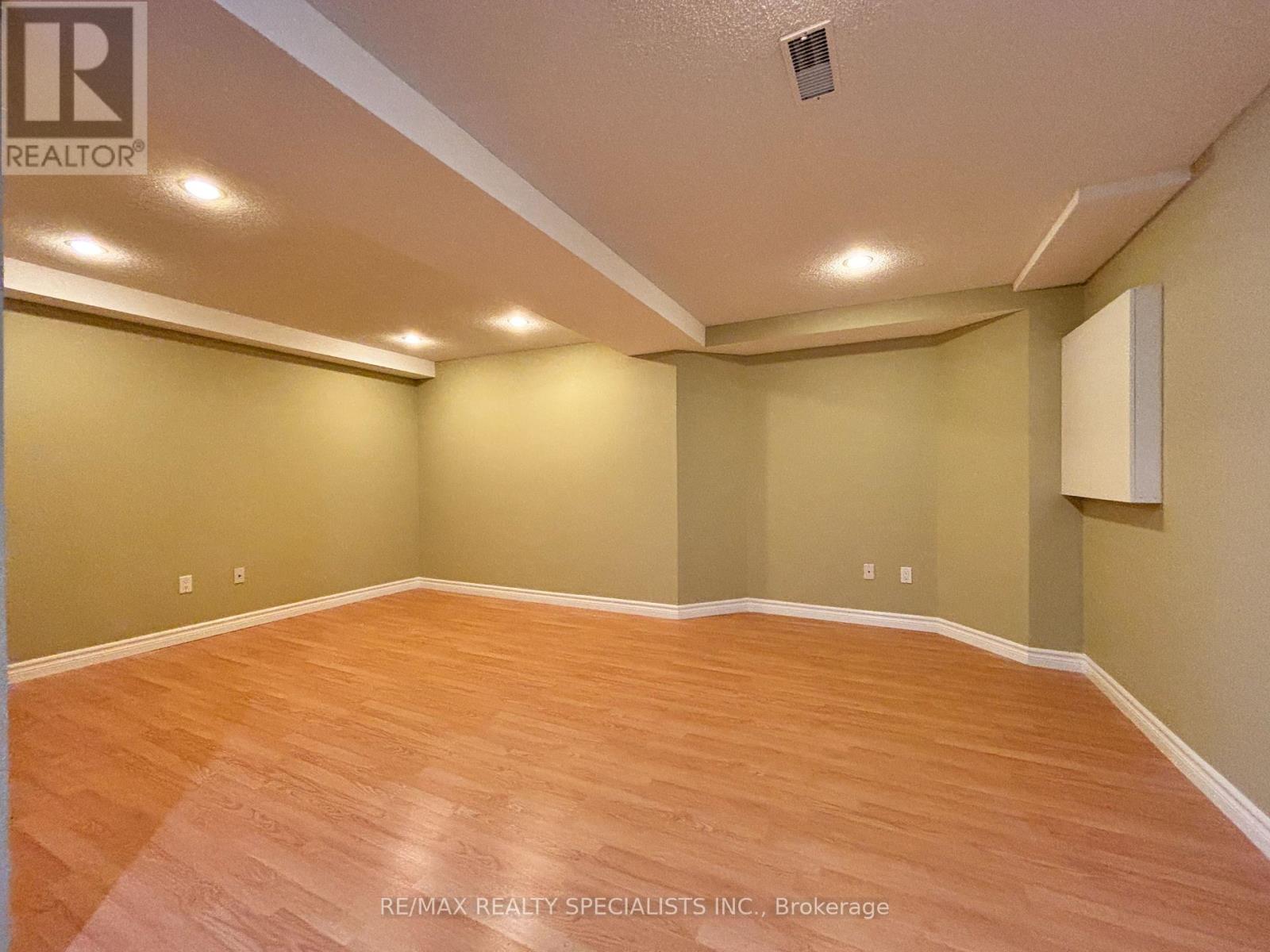 8 Yorkwood Trail, Brampton, Ontario  L6R 3J3 - Photo 25 - W13852314