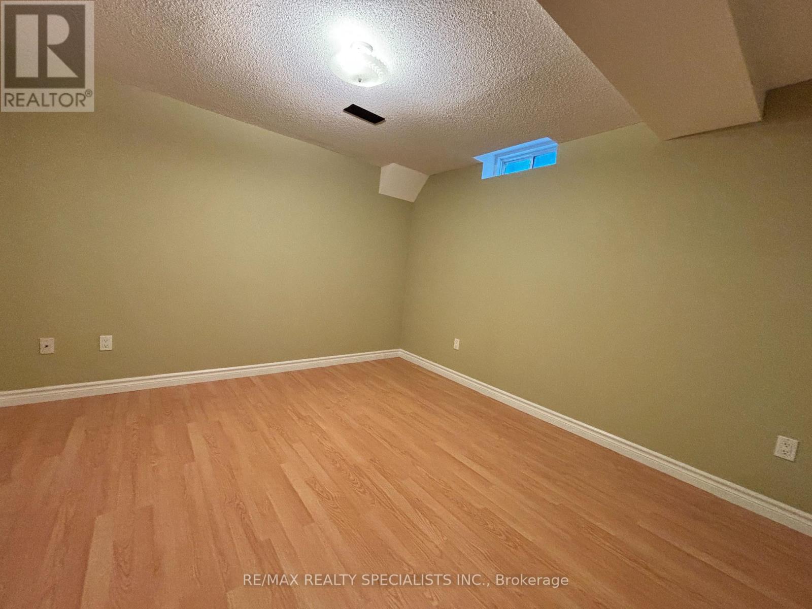 8 Yorkwood Trail, Brampton, Ontario  L6R 3J3 - Photo 27 - W13852314