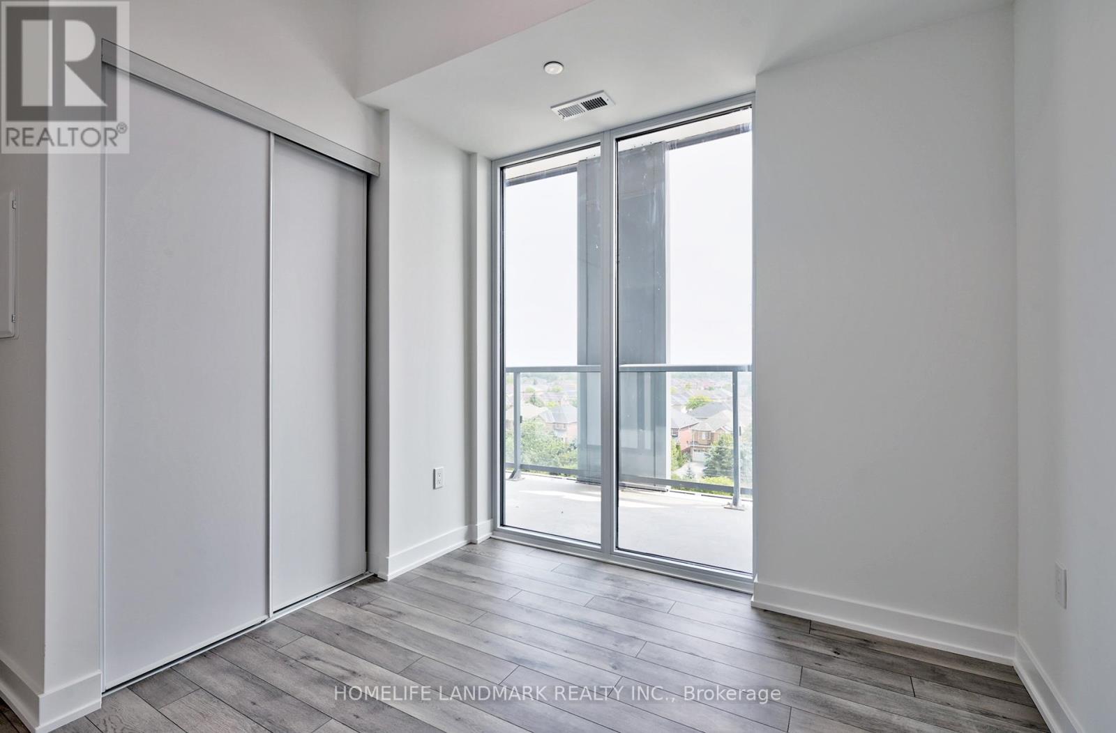 720 - 1005 Dundas Street E, Oakville, Ontario  L6H 8C7 - Photo 10 - W13852318