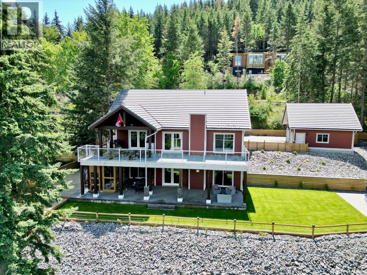 4006 Coachwood Close, Coldstream, British Columbia  V1B 3Y4 - Photo 6 - 10402466