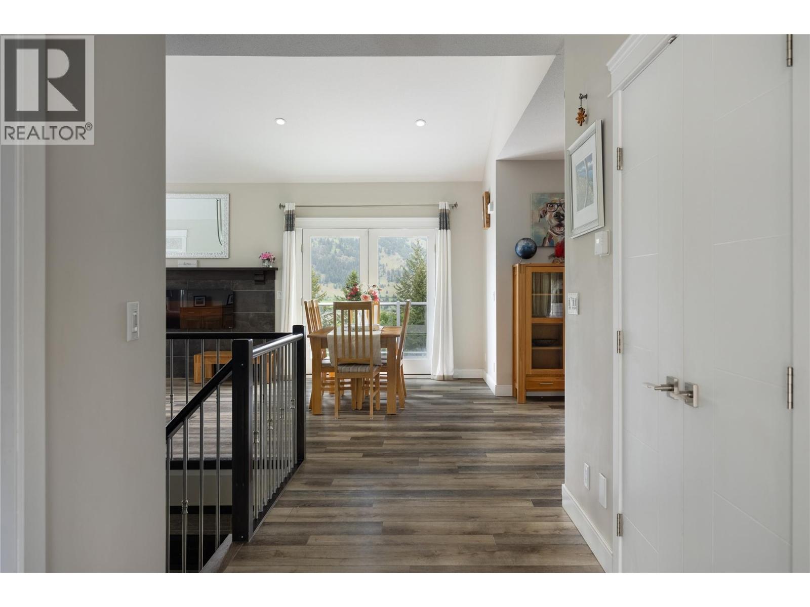 4006 Coachwood Close, Coldstream, British Columbia  V1B 3Y4 - Photo 27 - 10402466