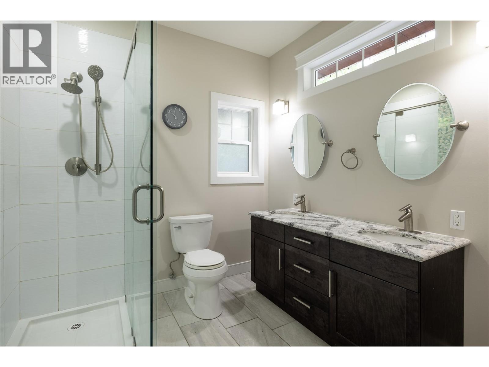 4006 Coachwood Close, Coldstream, British Columbia  V1B 3Y4 - Photo 47 - 10402466