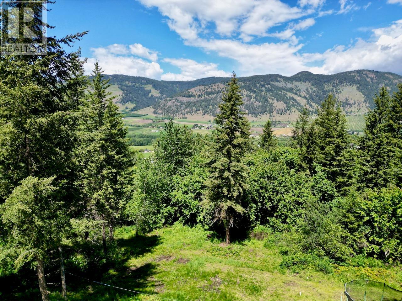 4006 Coachwood Close, Coldstream, British Columbia  V1B 3Y4 - Photo 18 - 10402466