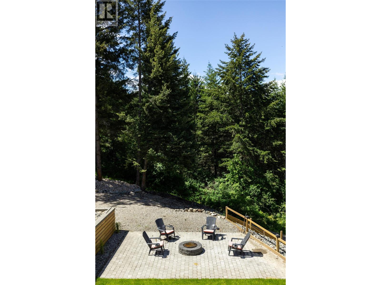 4006 Coachwood Close, Coldstream, British Columbia  V1B 3Y4 - Photo 75 - 10402466