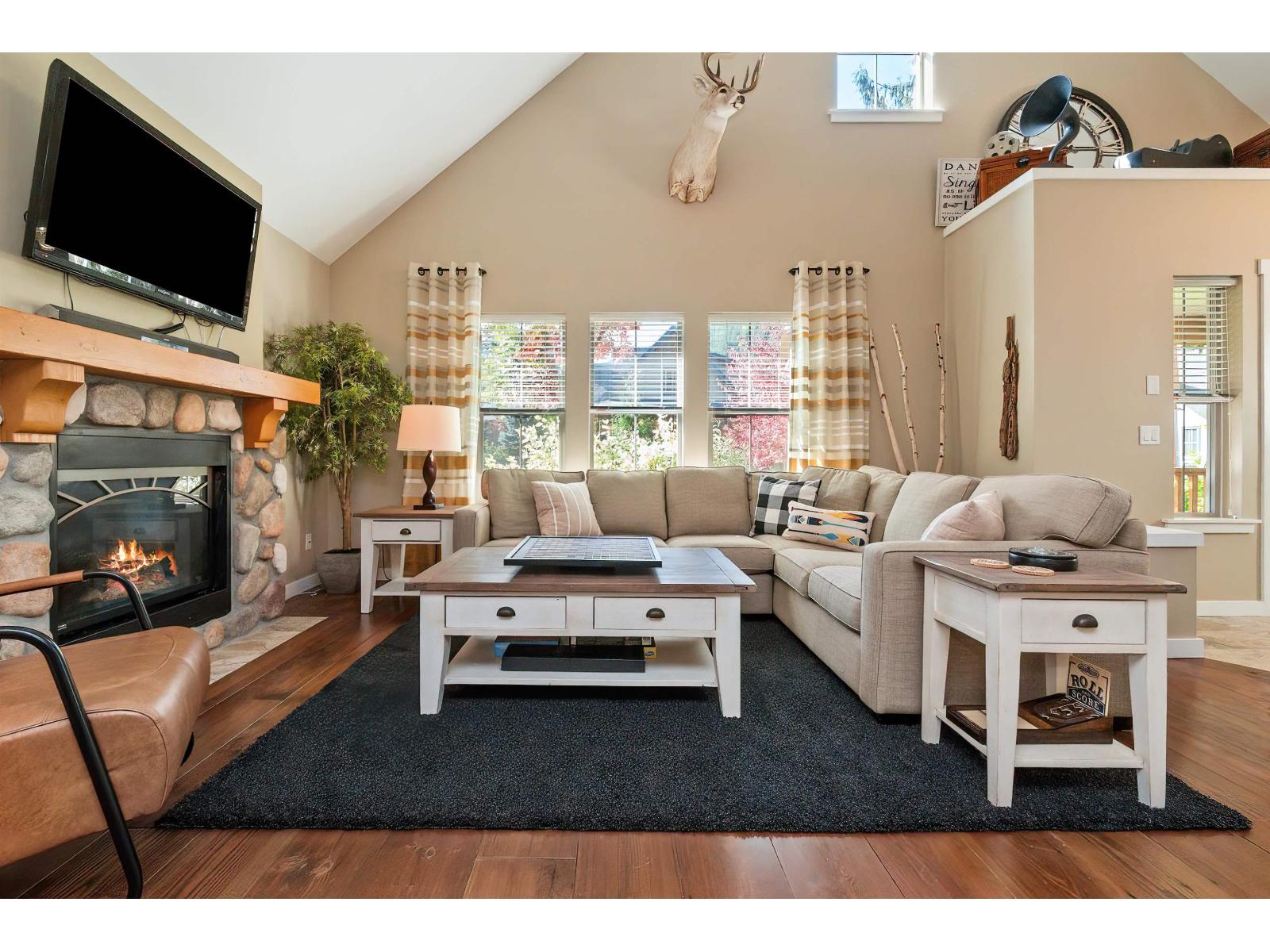 1852 RAVENWOOD TRAIL|Cultus Lake South