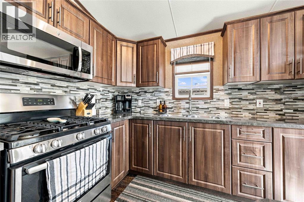 9338 W Ipperwash Road Unit# R 17, Lambton Shores, Ontario  N0N 1J2 - Photo 17 - 26024200