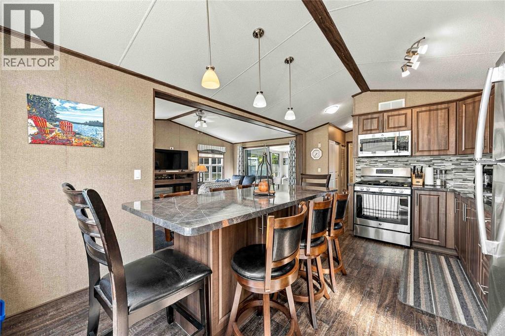 9338 W Ipperwash Road Unit# R 17, Lambton Shores, Ontario  N0N 1J2 - Photo 18 - 26024200