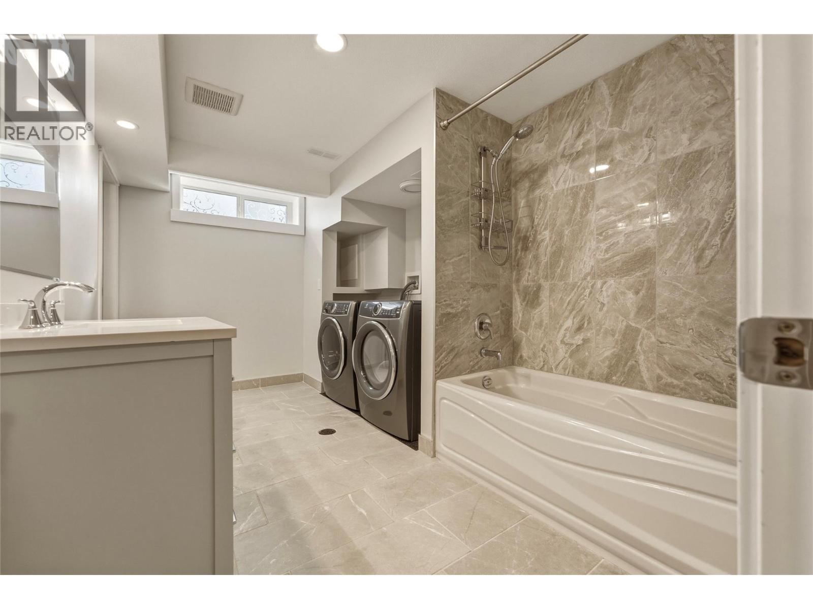 7701 Birch Lane, Coldstream, British Columbia  V1B 1P1 - Photo 28 - 10402304