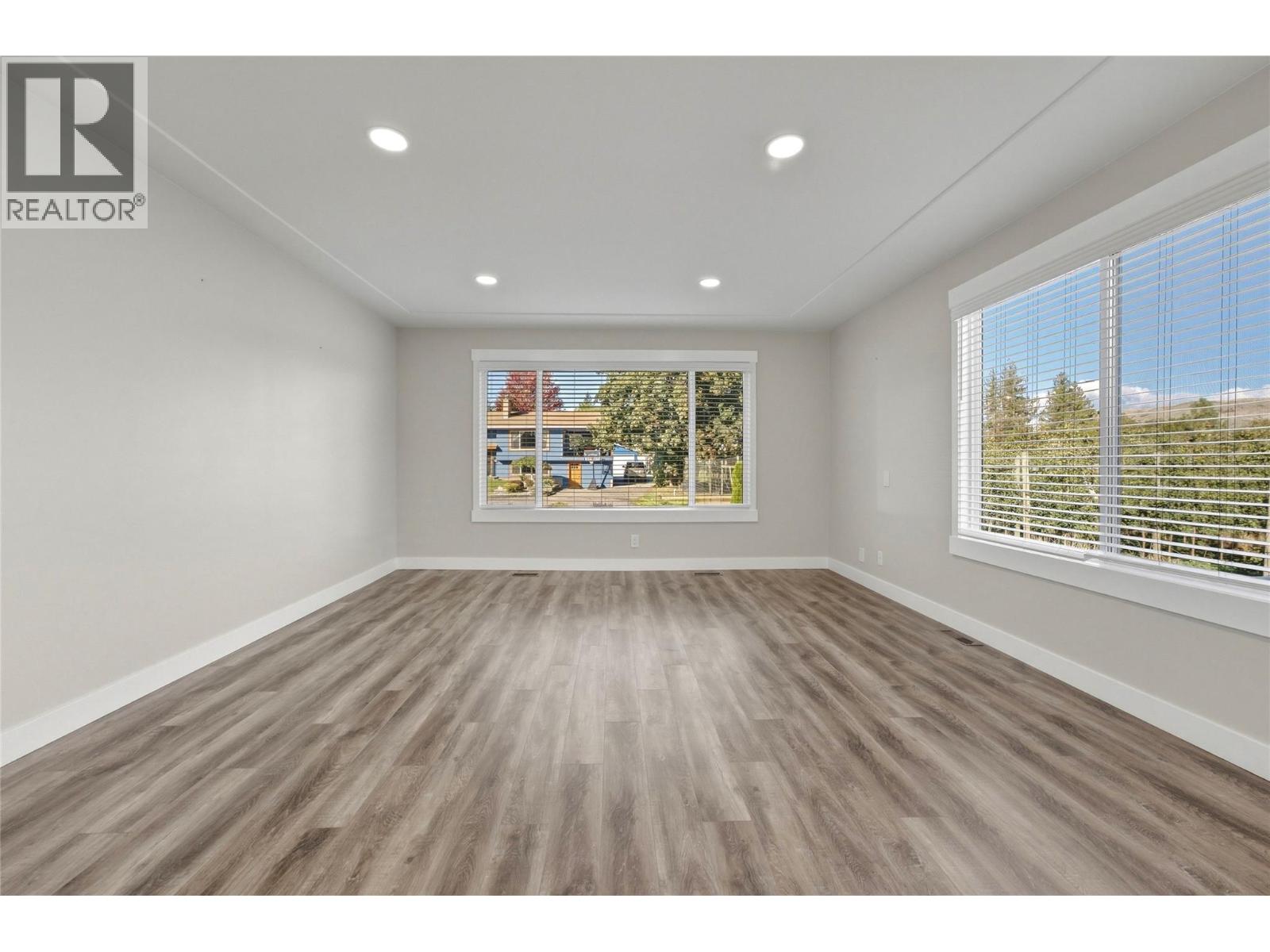 7701 Birch Lane, Coldstream, British Columbia  V1B 1P1 - Photo 5 - 10402304