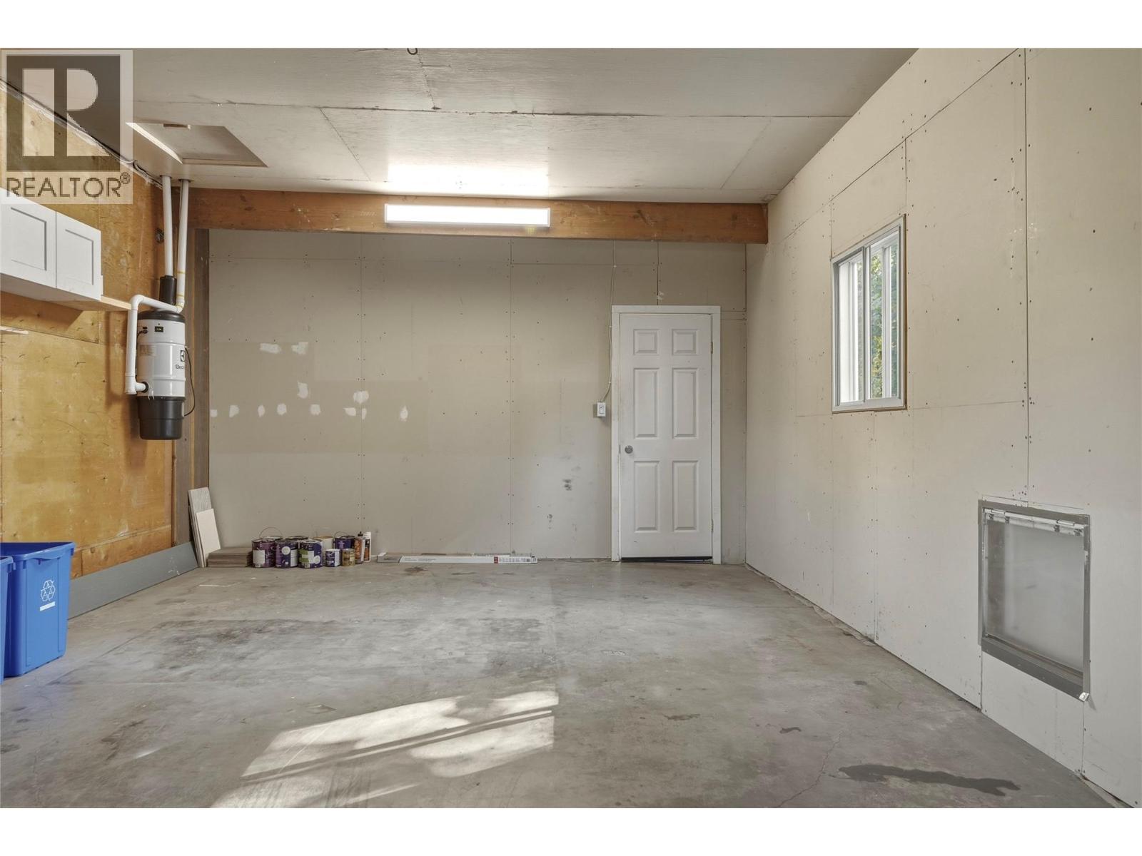 7701 Birch Lane, Coldstream, British Columbia  V1B 1P1 - Photo 41 - 10402304