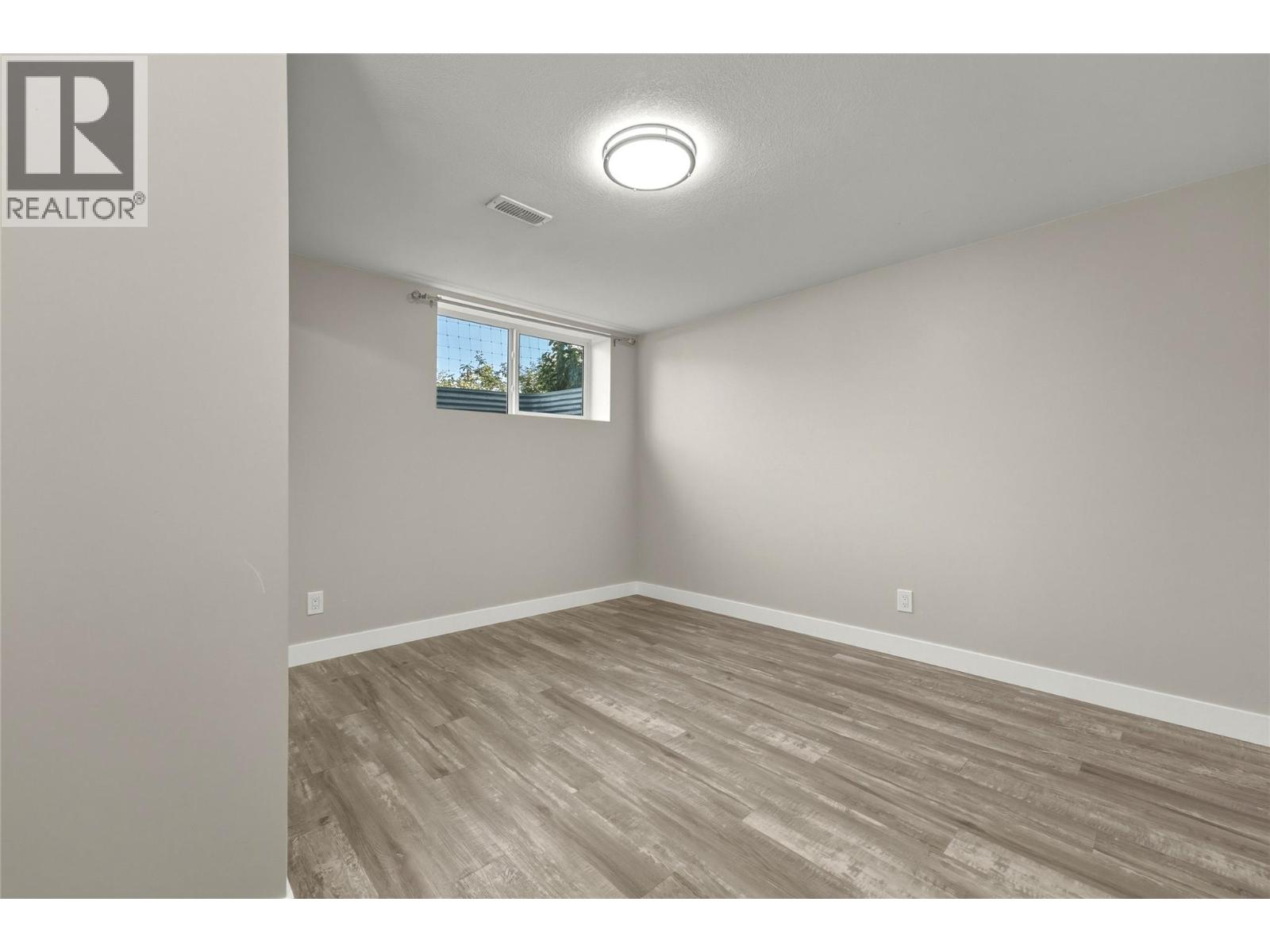 7701 Birch Lane, Coldstream, British Columbia  V1B 1P1 - Photo 34 - 10402304