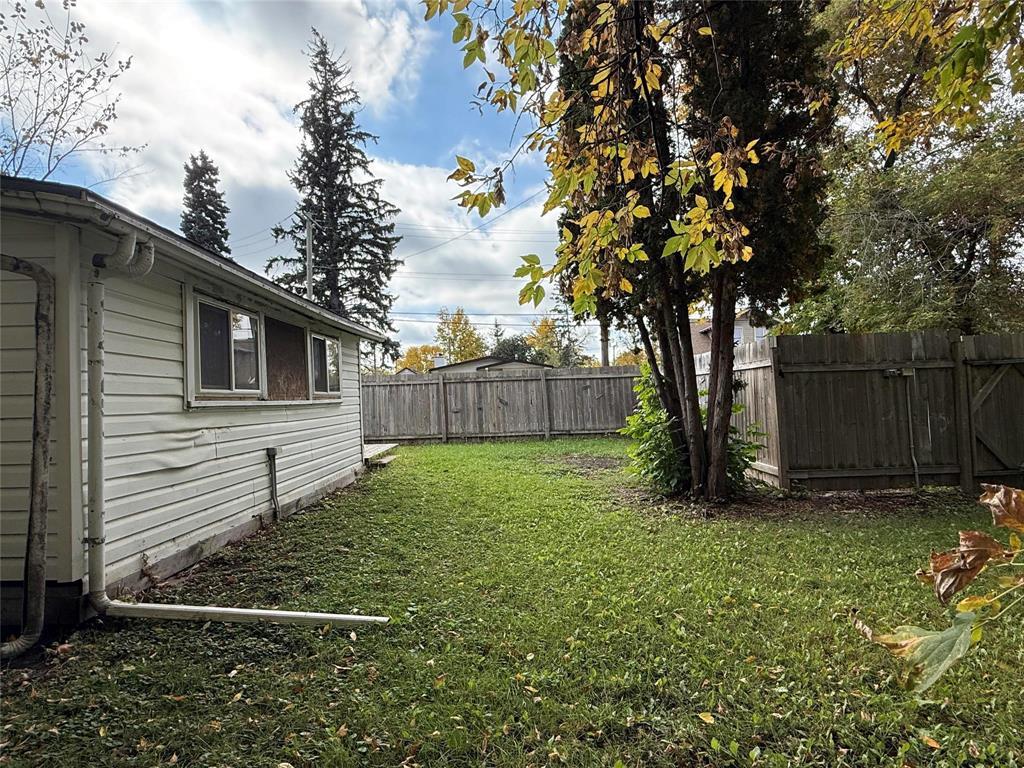 501 3rd Street NE, Portage La Prairie, Manitoba  R1N 0C7 - Photo 34 - 202624632