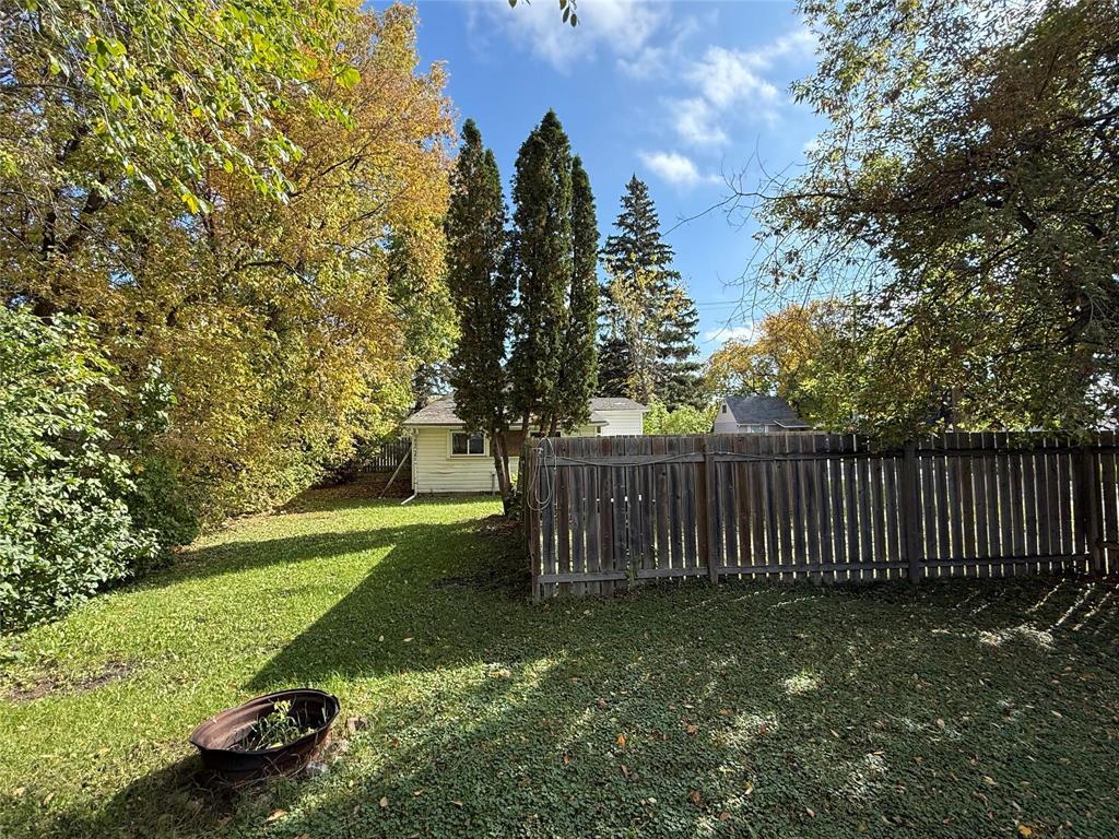 501 3rd Street NE, Portage La Prairie, Manitoba  R1N 0C7 - Photo 39 - 202624632