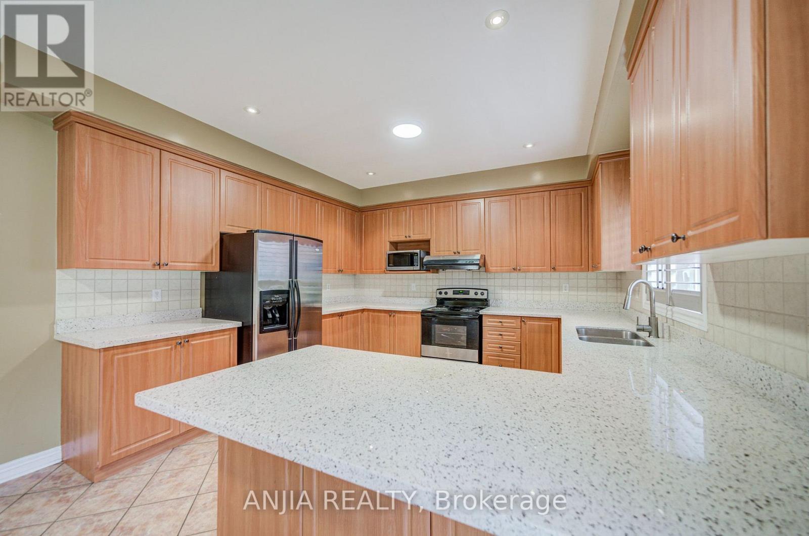 23 Ayhart Street E, Markham, Ontario  L6E 1H5 - Photo 22 - N13848036