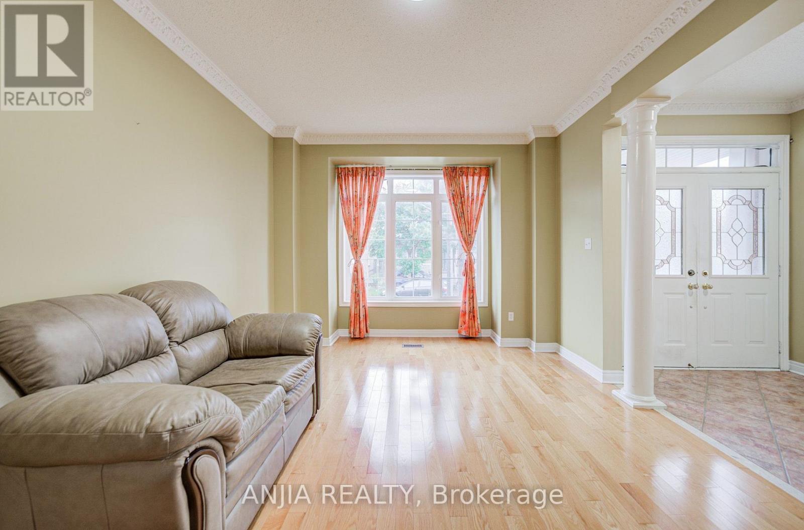 23 Ayhart Street E, Markham, Ontario  L6E 1H5 - Photo 8 - N13848036