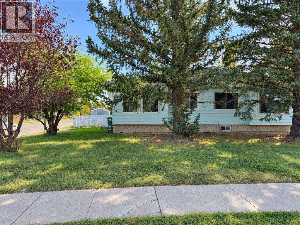 220 Mcgill Boulevard W
