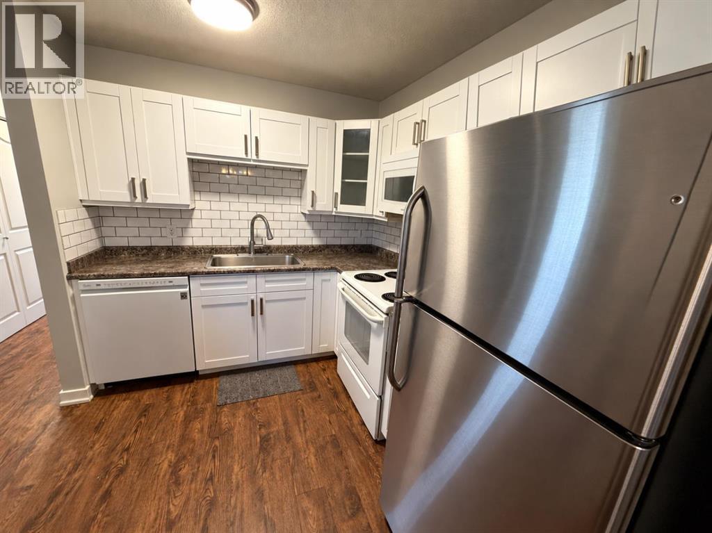 220 Mcgill Boulevard W