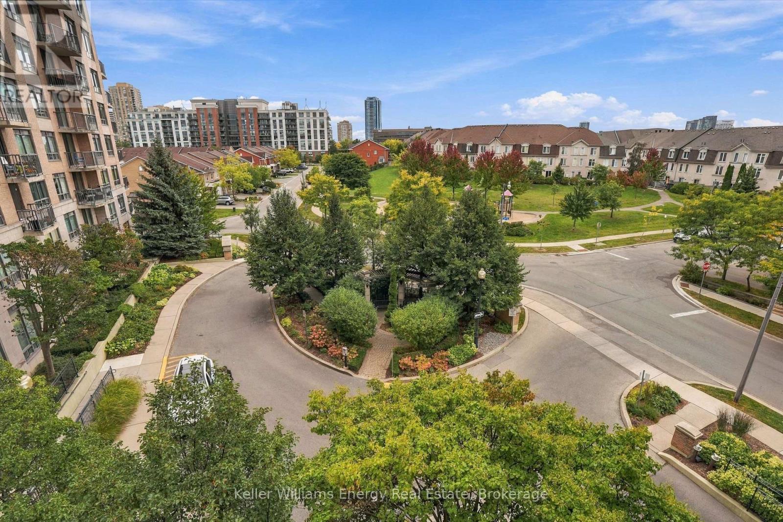 402 - 16 Dallimore Circle, Toronto (Banbury-Don Mills), Ontario  M3C 4C4 - Photo 20 - C13852436