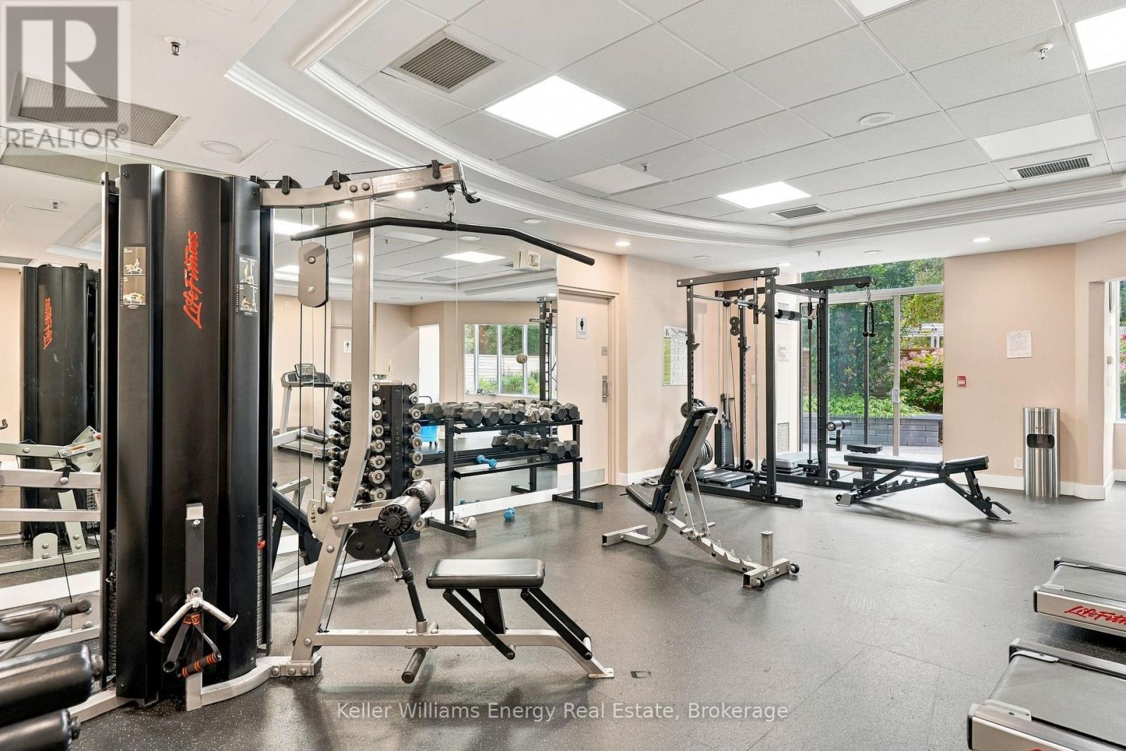 402 - 16 Dallimore Circle, Toronto (Banbury-Don Mills), Ontario  M3C 4C4 - Photo 22 - C13852436