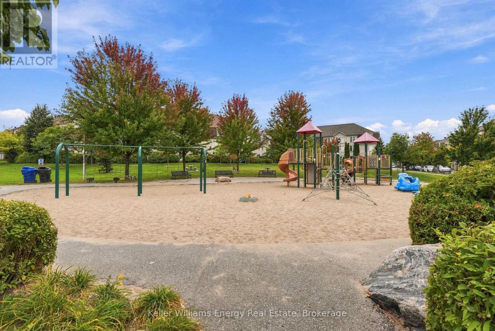 402 - 16 Dallimore Circle, Toronto (Banbury-Don Mills), Ontario  M3C 4C4 - Photo 24 - C13852436