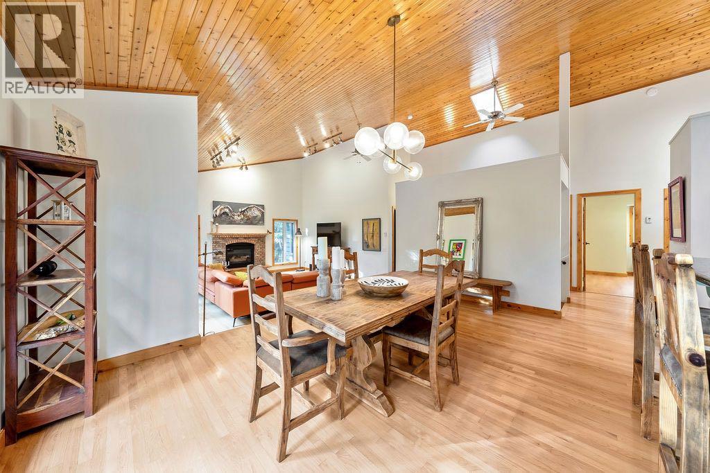 44 Elk Valley Grove