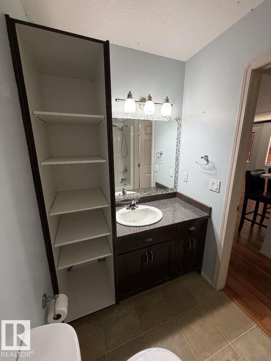 #304 4102 50 AV