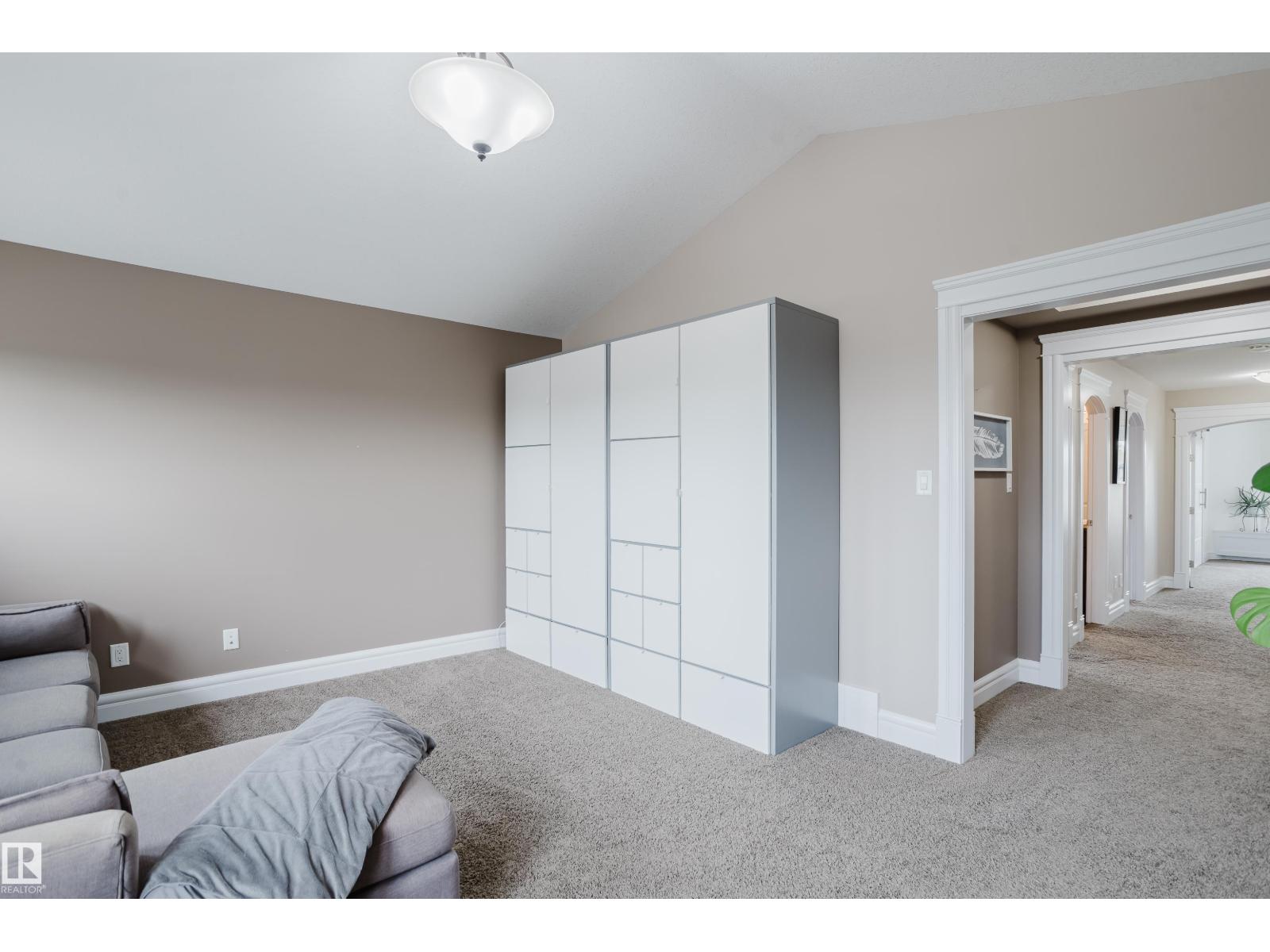 12207 171 AV NW