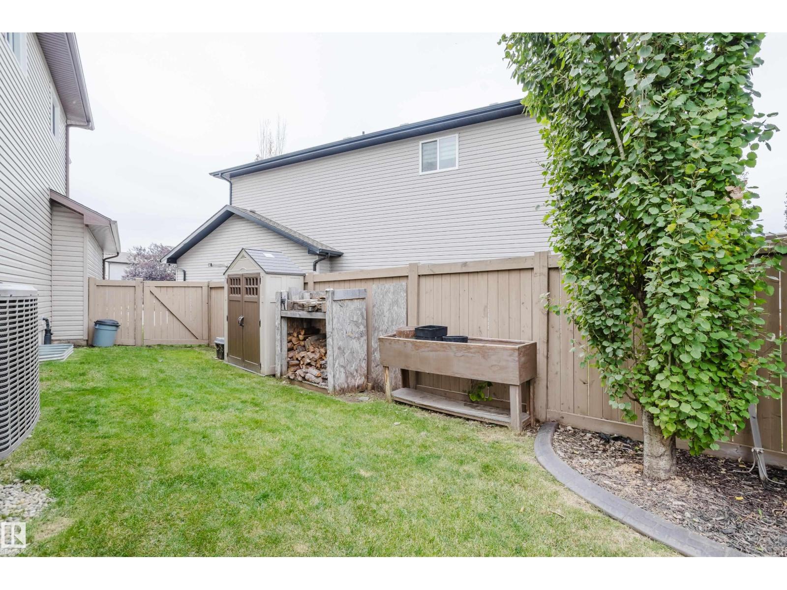 12207 171 AV NW