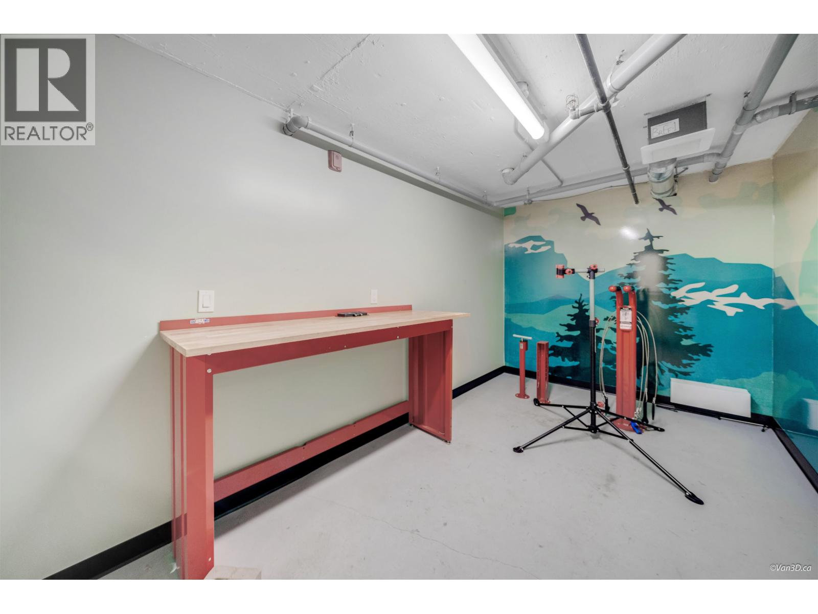 207 128 E 8th Street, North Vancouver, British Columbia V7L 1Y7 - Photo 22 - R3171376