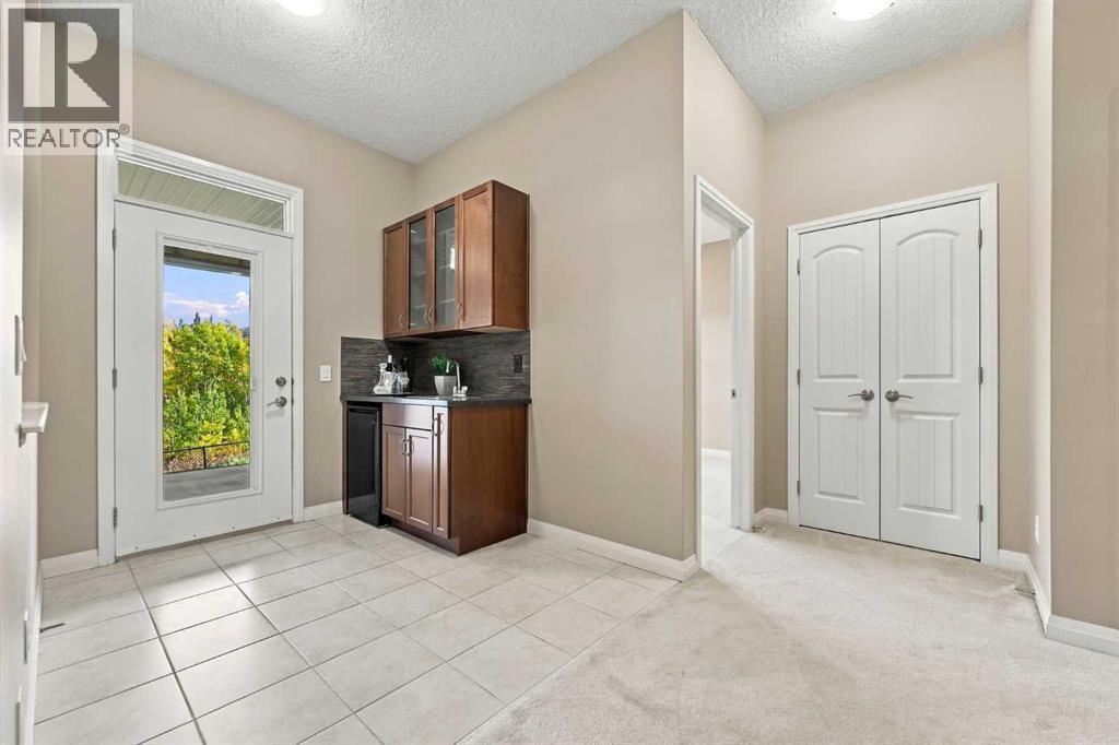 14 Ridge View Place