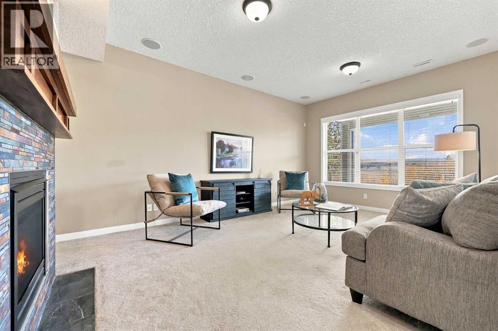 14 Ridge View Place