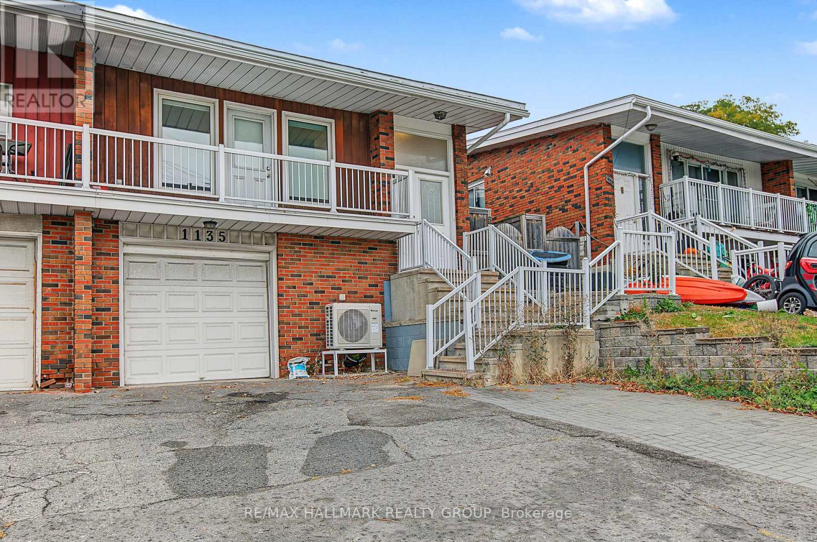 Unit A (Upper Unit) - 1135 Maitland Avenue, Ottawa, Ontario K2C 2B8 - Photo 2 - X13852380