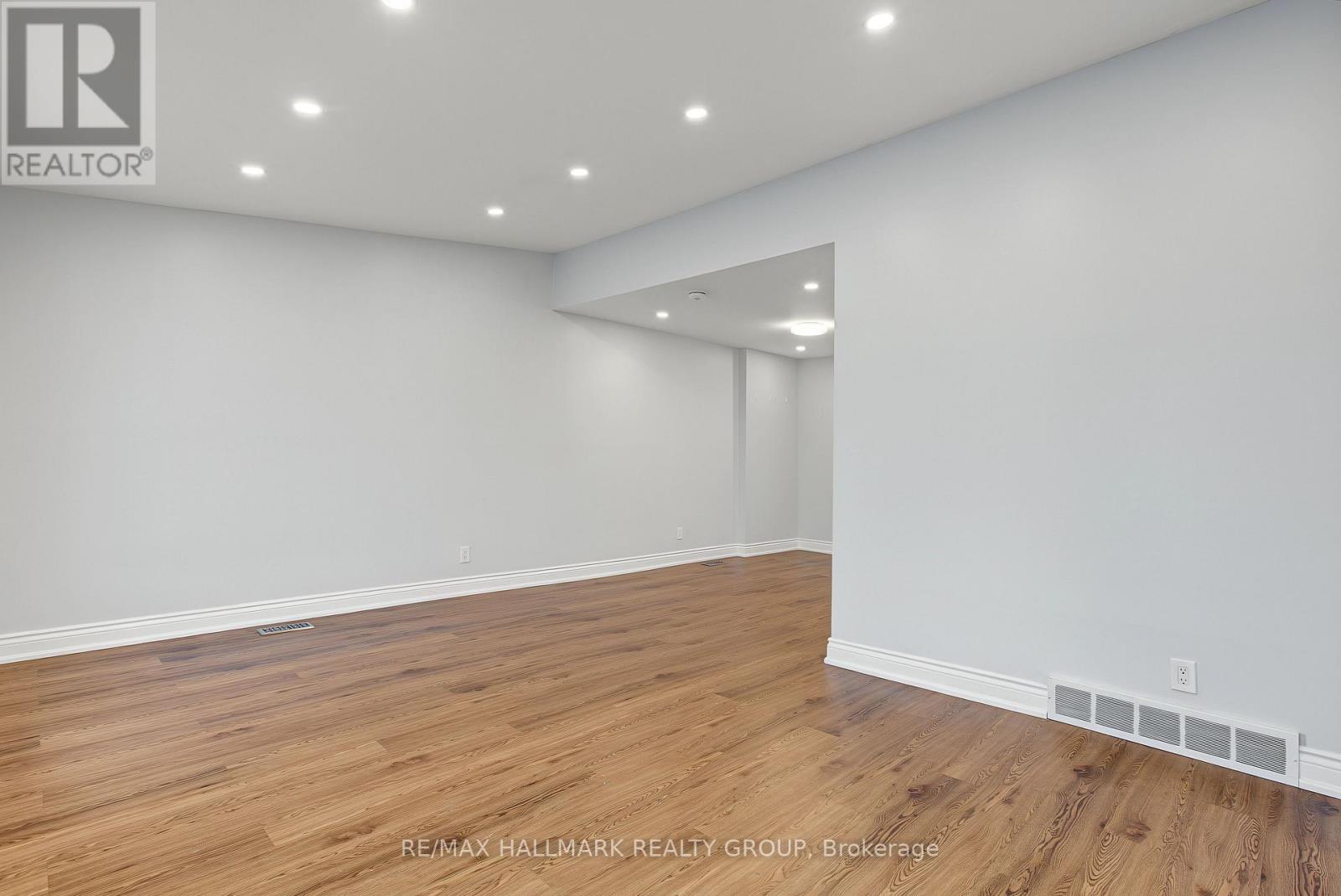 Unit A (Upper Unit) - 1135 Maitland Avenue, Ottawa, Ontario K2C 2B8 - Photo 6 - X13852380