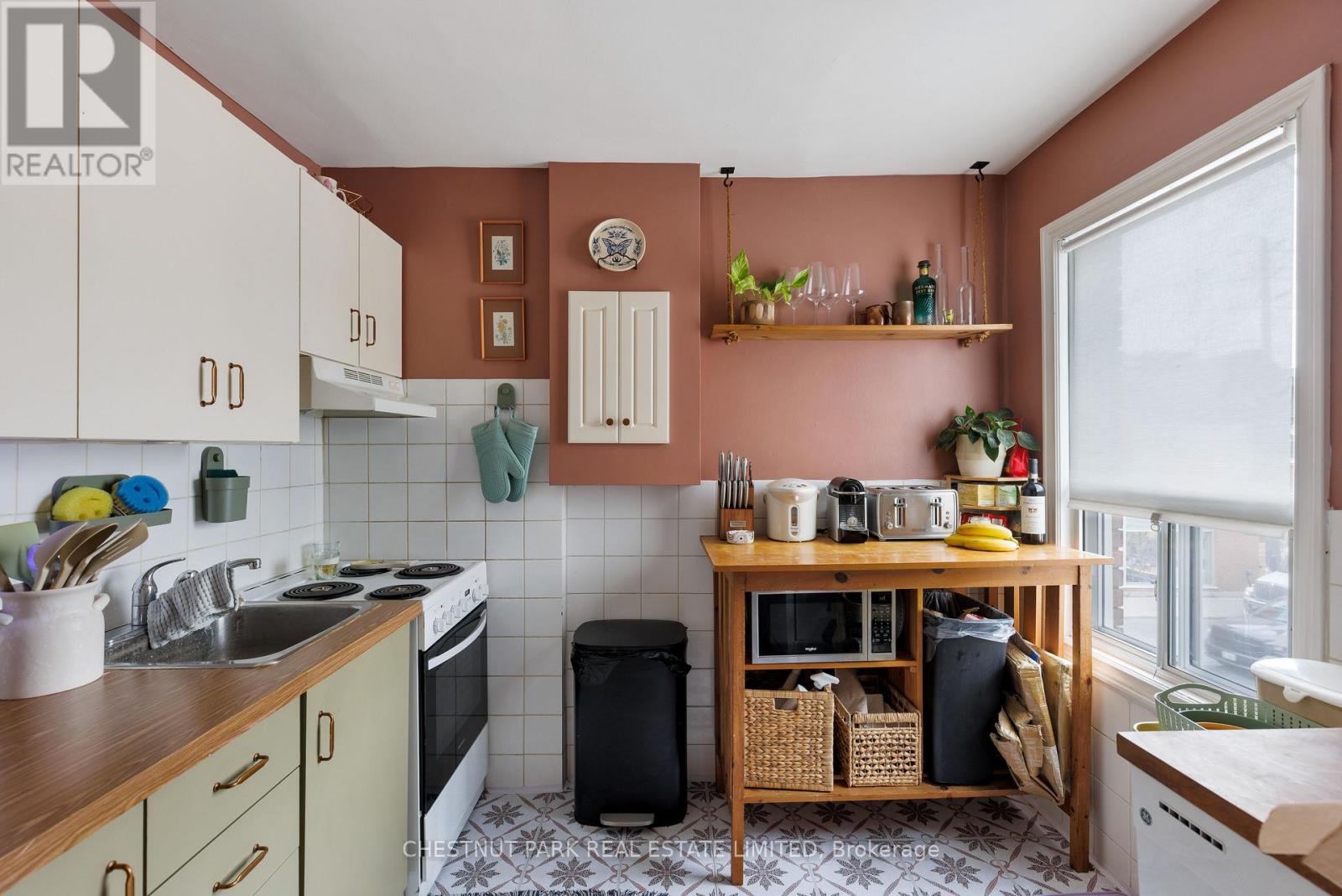 185 Walmer Road, Toronto, Ontario  M5R 2X8 - Photo 15 - C13852358