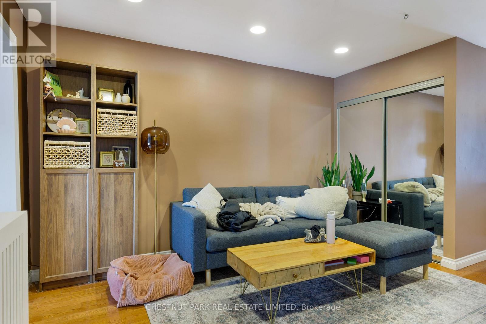 185 Walmer Road, Toronto, Ontario  M5R 2X8 - Photo 17 - C13852358