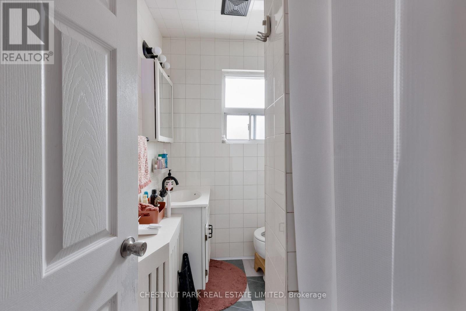 185 Walmer Road, Toronto, Ontario  M5R 2X8 - Photo 25 - C13852358