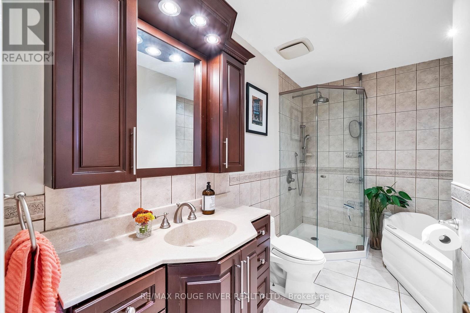 920 Sunrise Avenue, Pickering, Ontario  L1W 2G3 - Photo 19 - E13852342