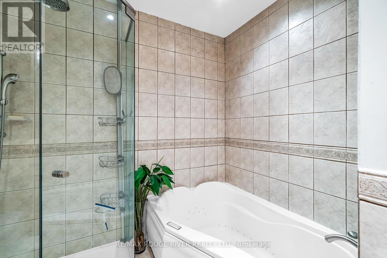 920 Sunrise Avenue, Pickering, Ontario  L1W 2G3 - Photo 20 - E13852342