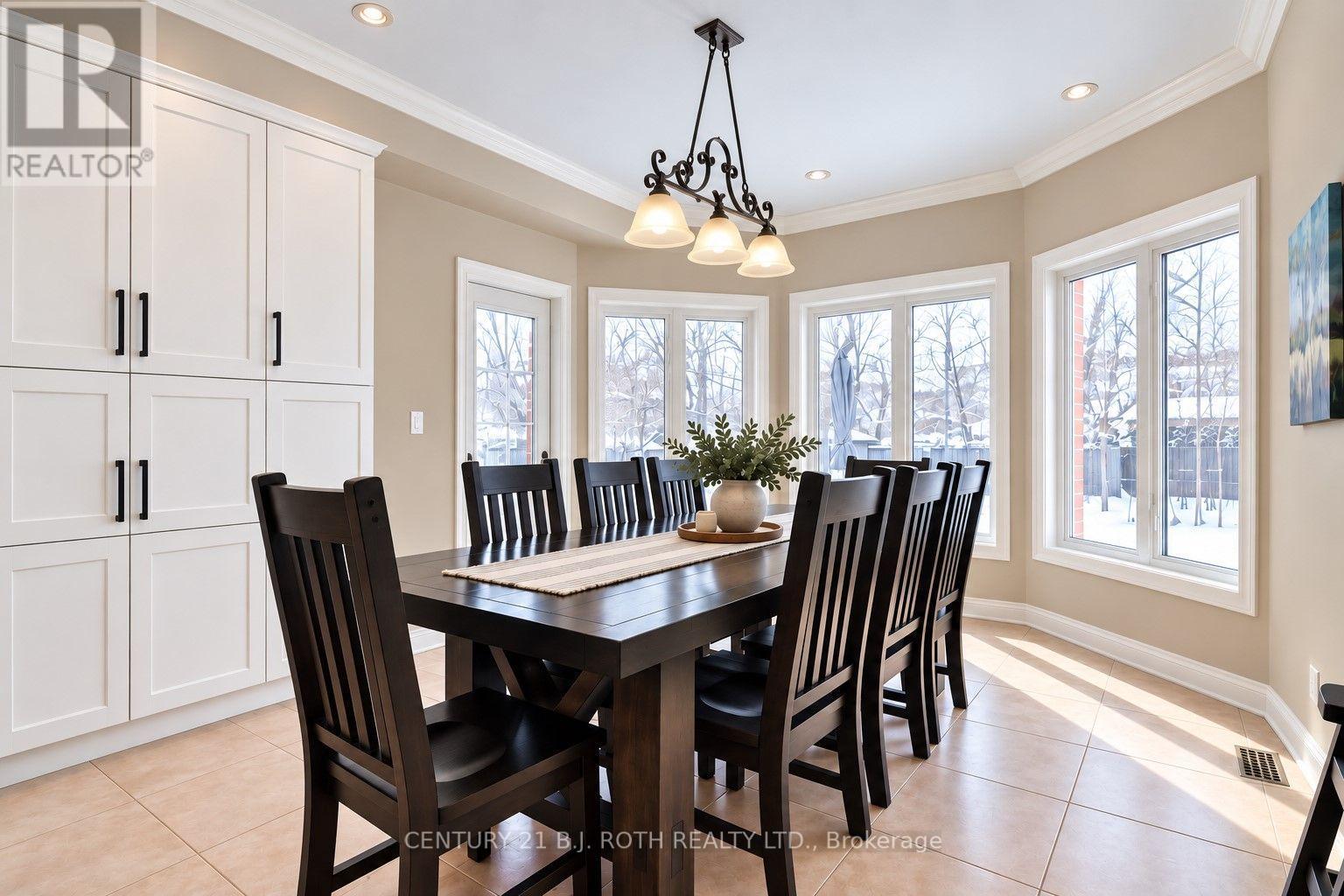 38 Camelot Square, Barrie, Ontario L4M 0C3 - Photo 12 - S13779526