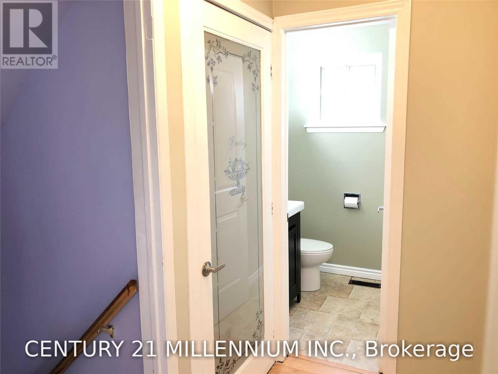 8 Sutherland Avenue, Brampton, Ontario  L6V 2H4 - Photo 19 - W13850914