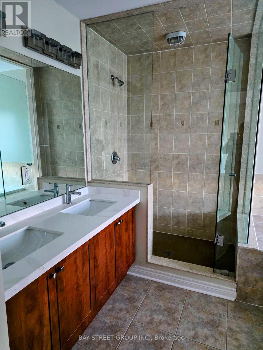 159 Riding Mountain Drive, Richmond Hill, Ontario  L4E 0T9 - Photo 16 - N13852438